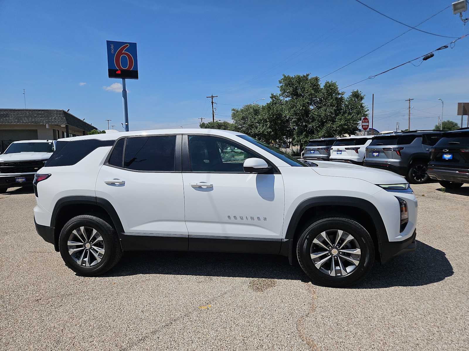 Thumbnail: 2026 Chevrolet Equinox - 9