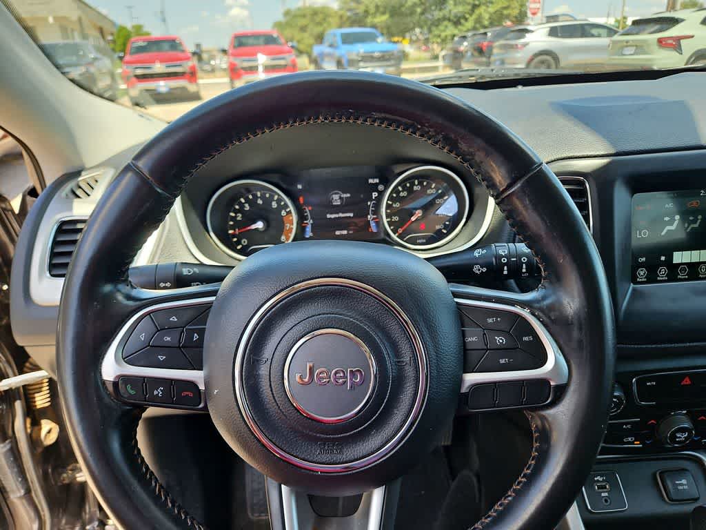 Thumbnail: 2020 Jeep Compass - 21