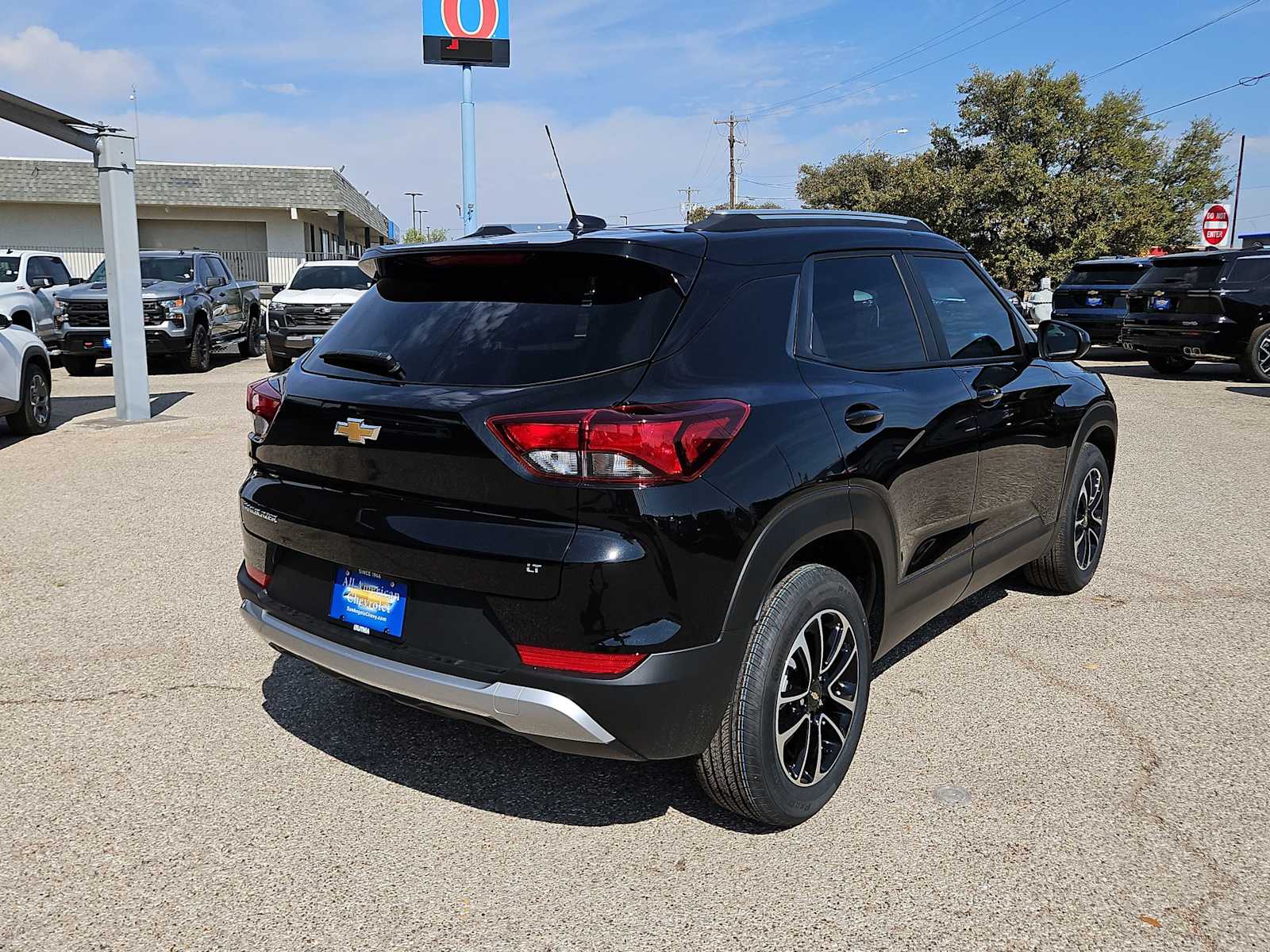 Thumbnail: 2026 Chevrolet TrailBlazer - 8