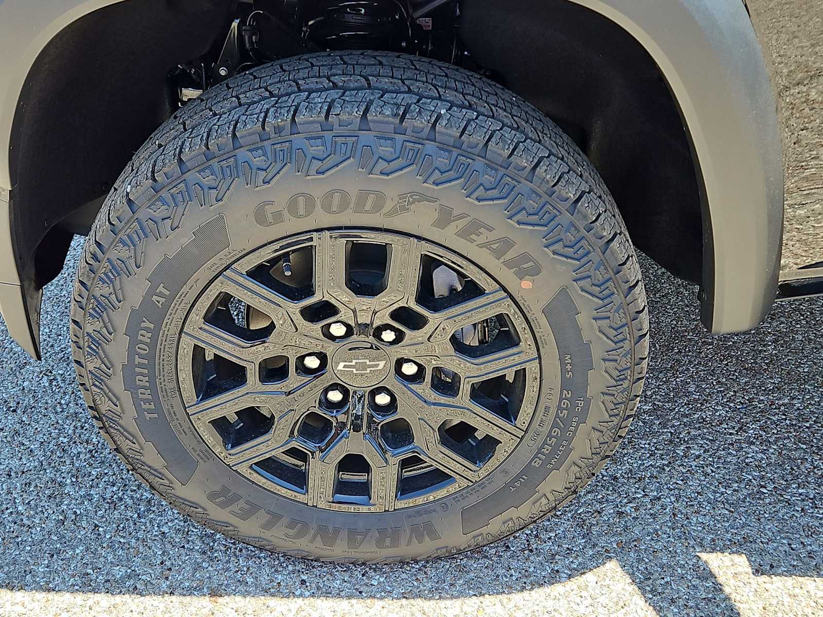 Thumbnail: 2026 Chevrolet Colorado - 8