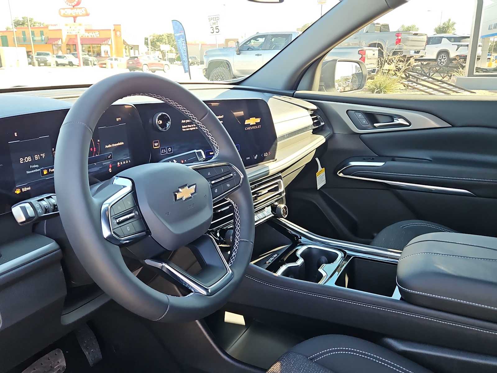 Thumbnail: 2026 Chevrolet Traverse - 10