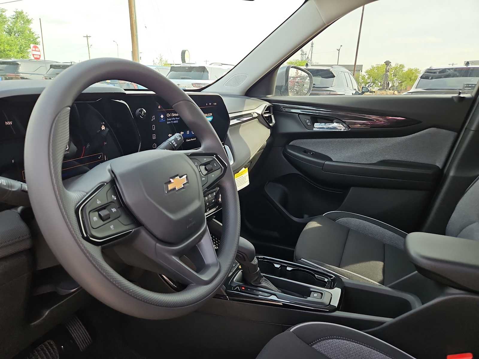 Thumbnail: 2026 Chevrolet TrailBlazer - 10