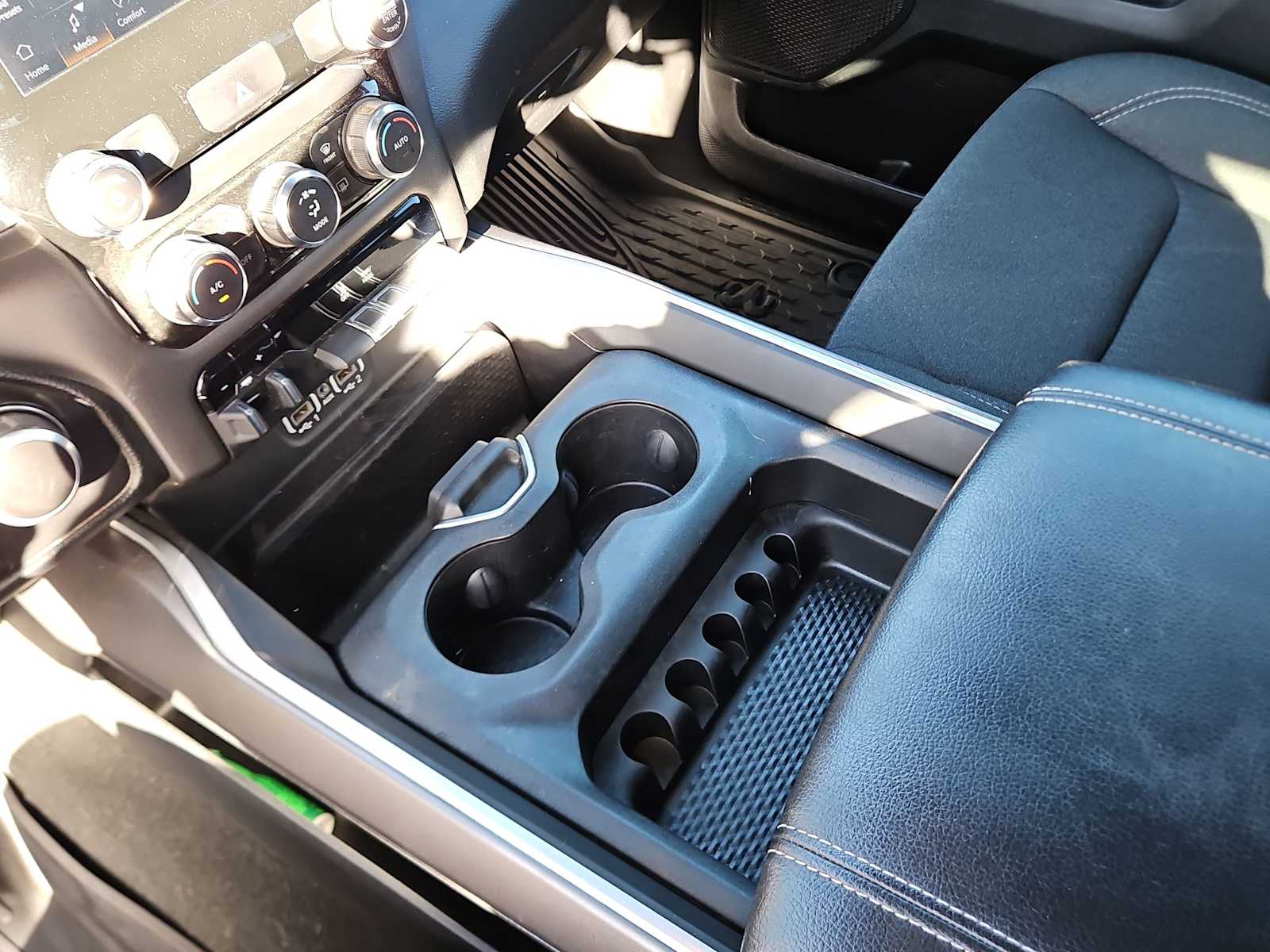 Thumbnail: 2022 RAM 1500 - 20