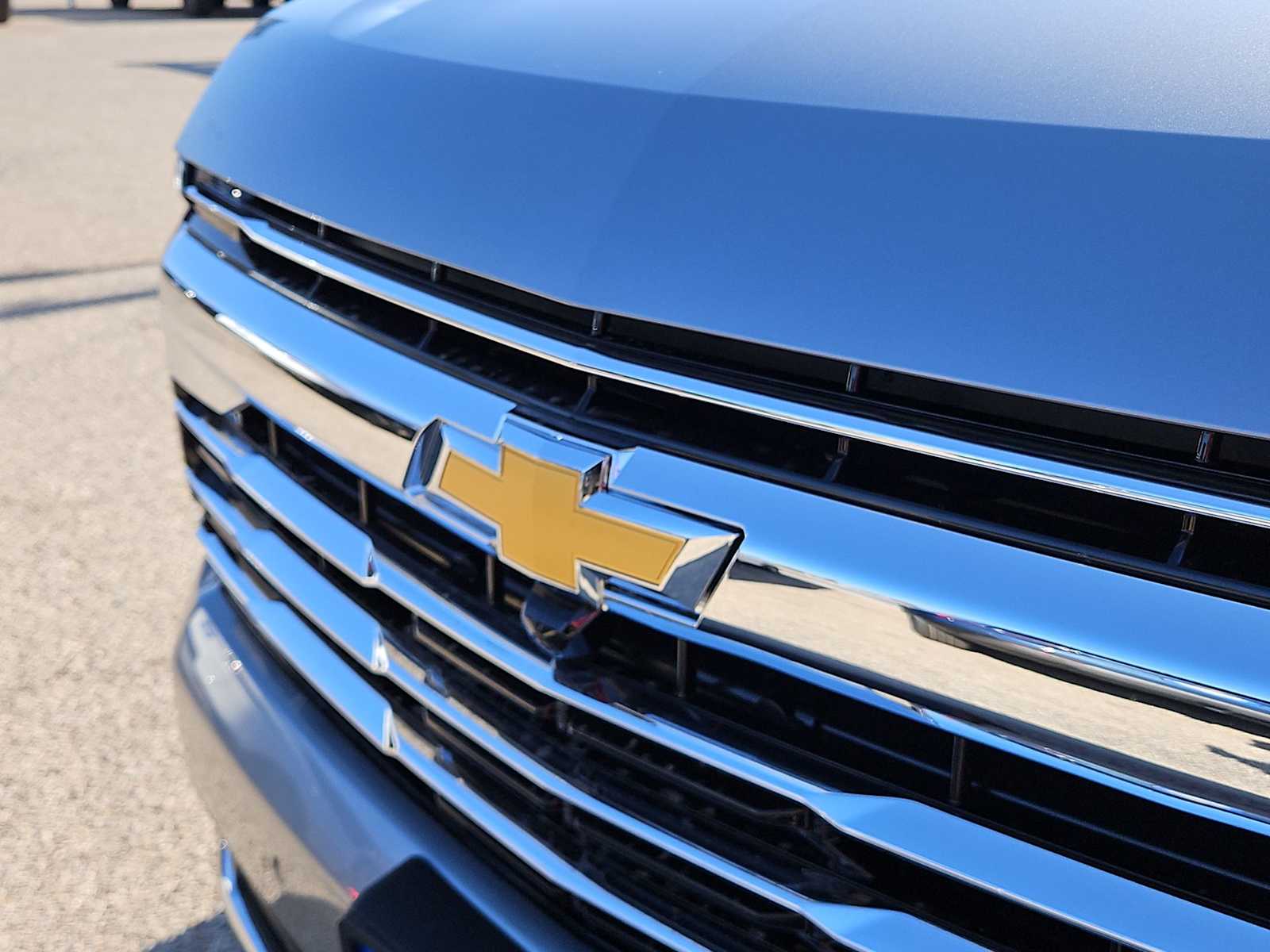 Thumbnail: 2026 Chevrolet Suburban - 13