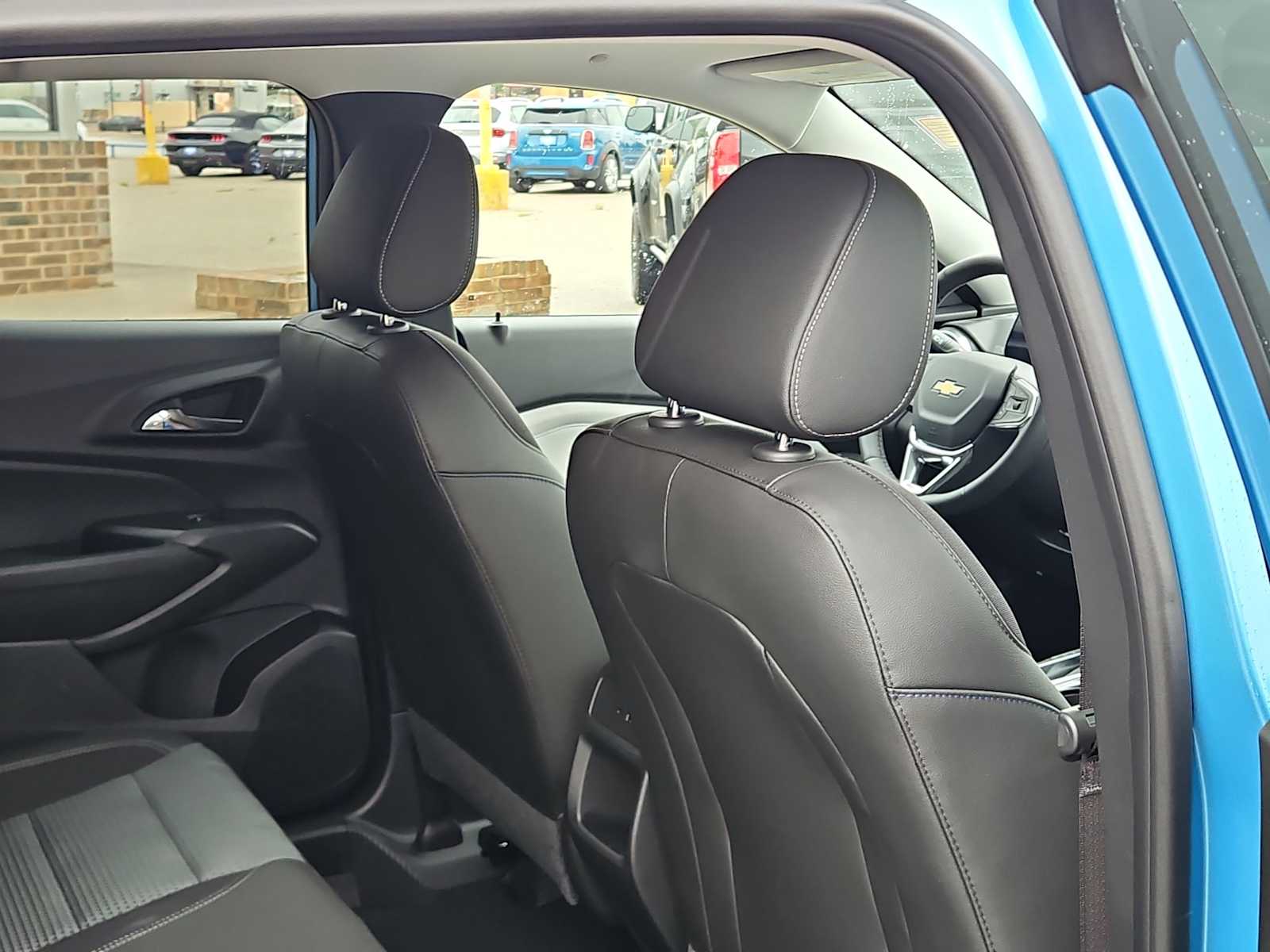 Thumbnail: 2026 Chevrolet Trax - 17
