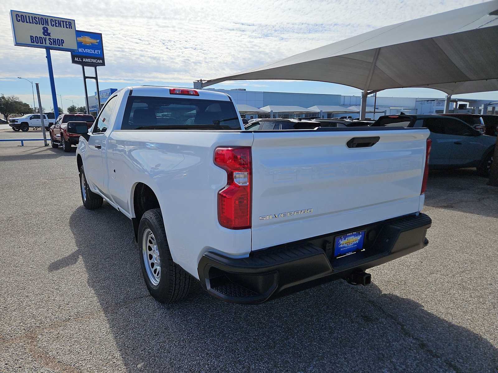 Thumbnail: 2026 Chevrolet Silverado 1500 - 6