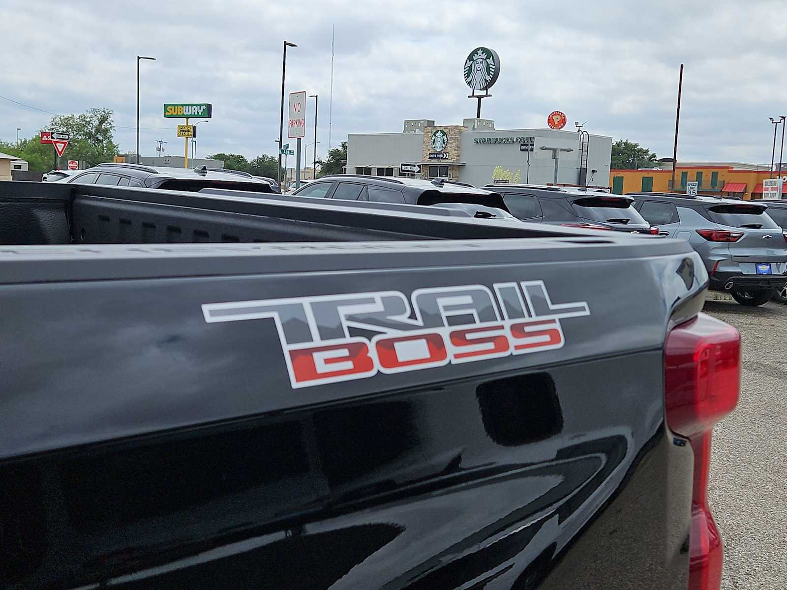 Thumbnail: 2026 Chevrolet Silverado 1500 - 11