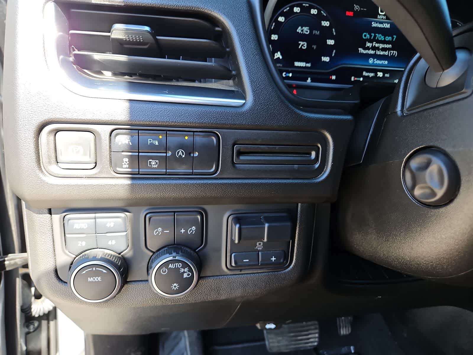 Thumbnail: 2023 Chevrolet Tahoe - 27