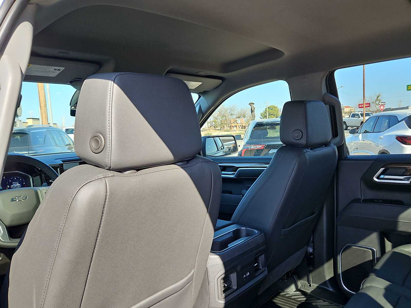 Thumbnail: 2026 Chevrolet Silverado 1500 - 12