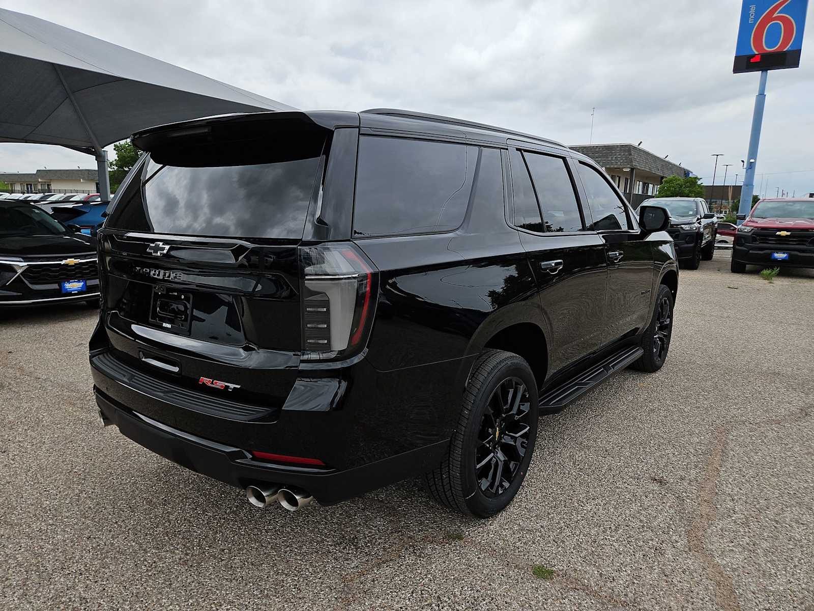 Thumbnail: 2026 Chevrolet Tahoe - 8