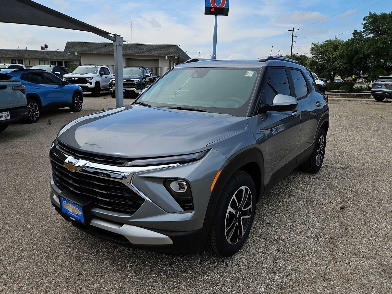 Thumbnail: 2026 Chevrolet TrailBlazer - 4