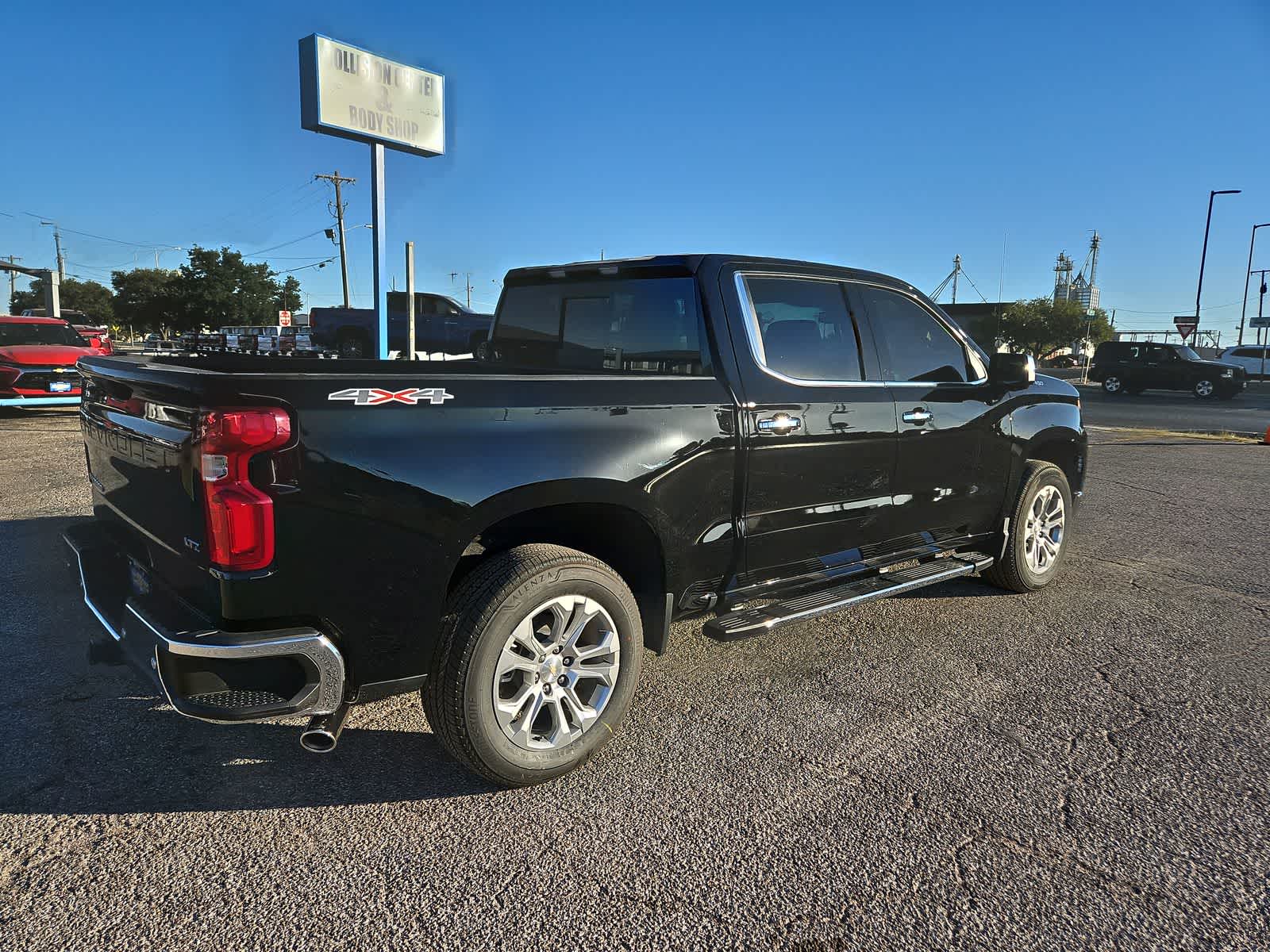 Thumbnail: 2024 Chevrolet Silverado 1500 - 5