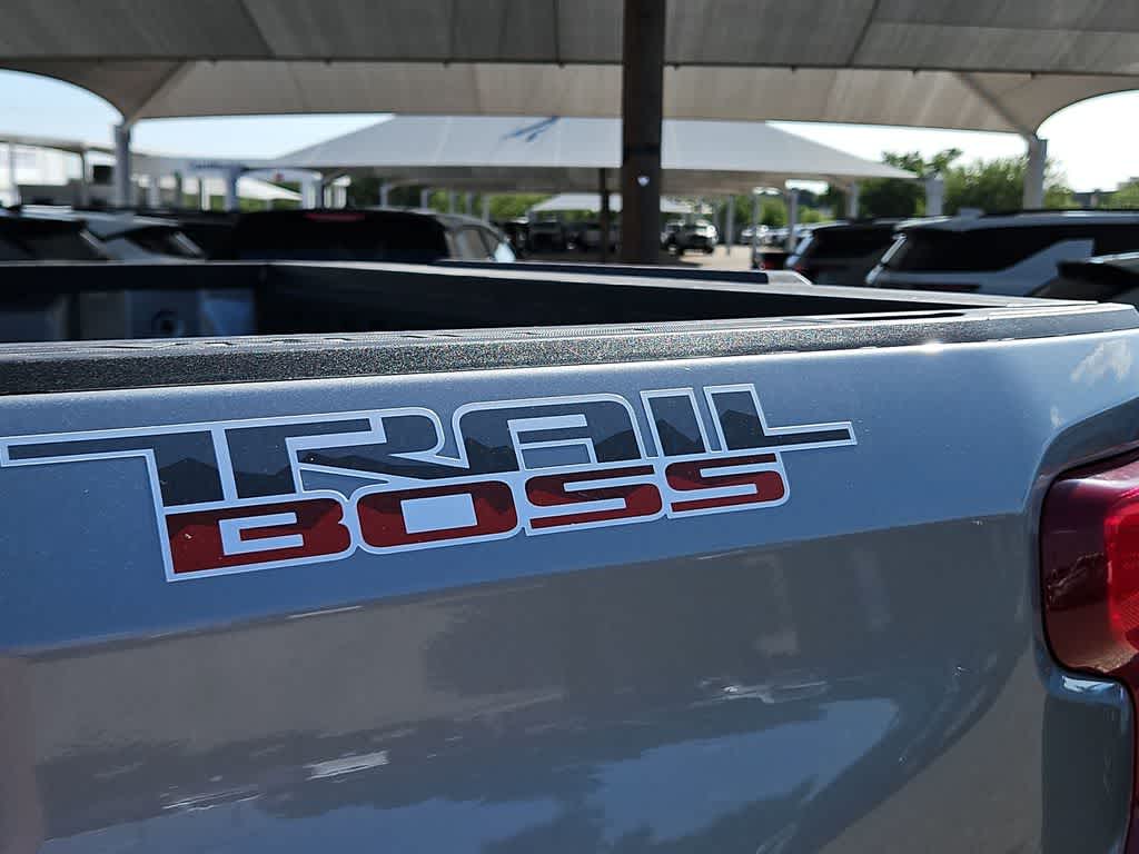 Thumbnail: 2026 Chevrolet Silverado 1500 - 11