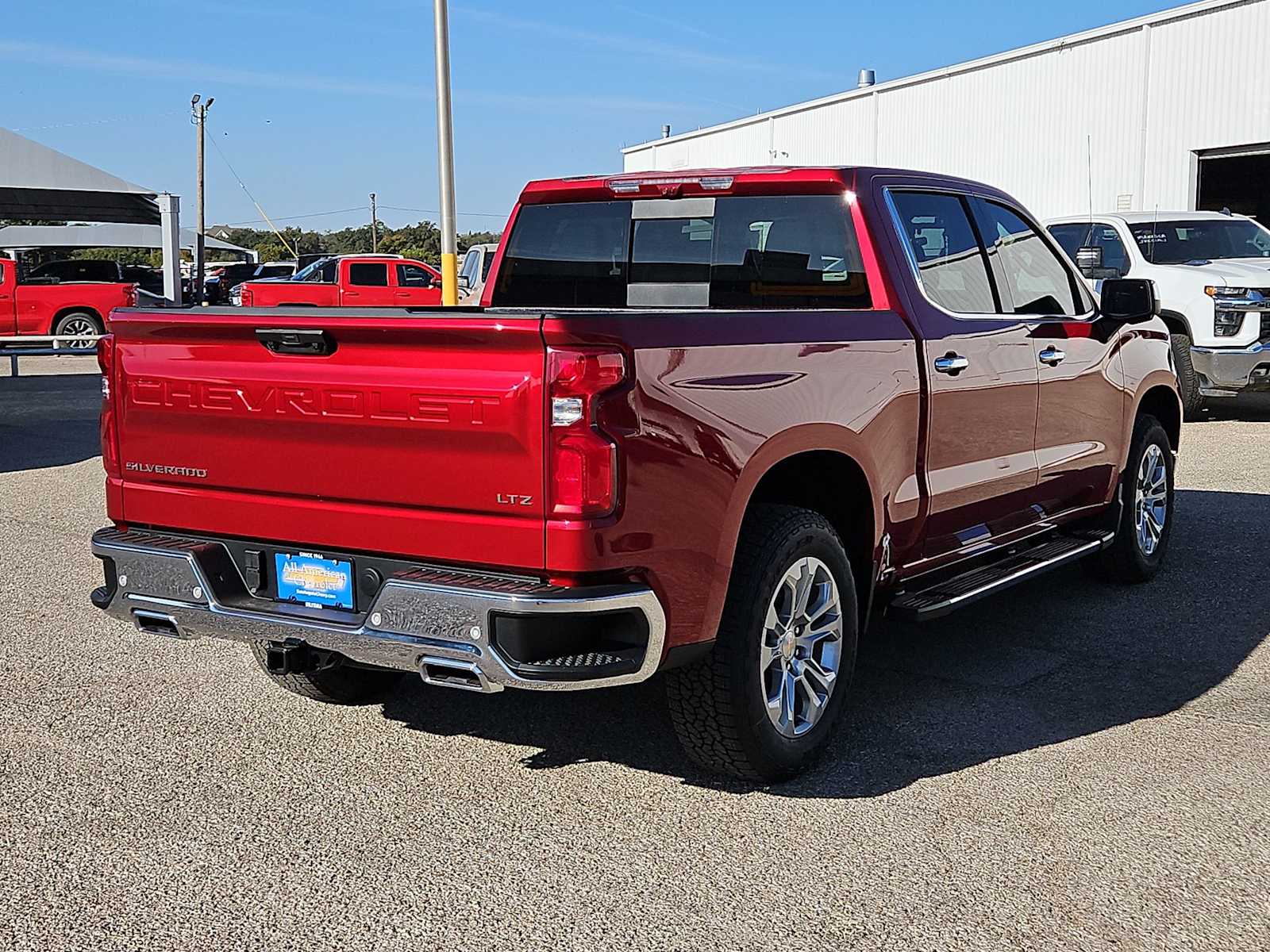 Thumbnail: 2026 Chevrolet Silverado 1500 - 8