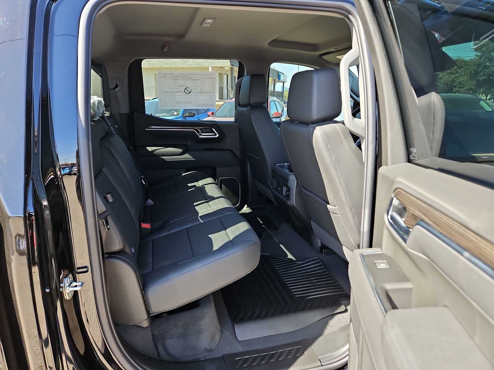 Thumbnail: 2025 Chevrolet Silverado 1500 - 12