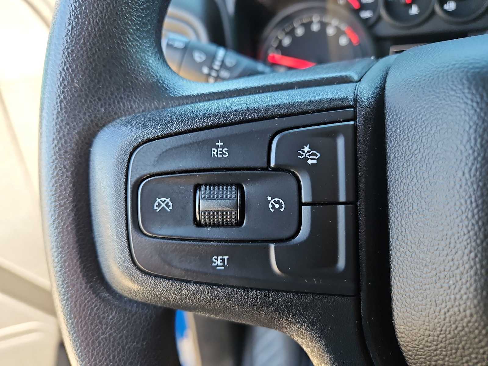 Thumbnail: 2024 Chevrolet Silverado 1500 - 24