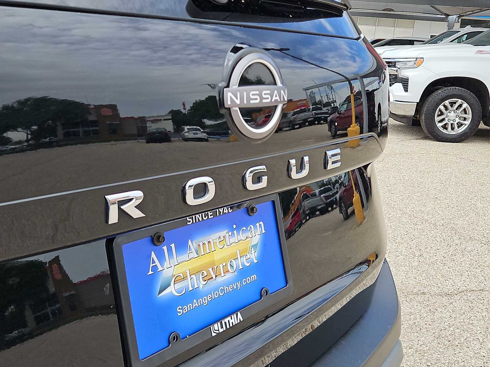 Thumbnail: 2023 Nissan Rogue - 11