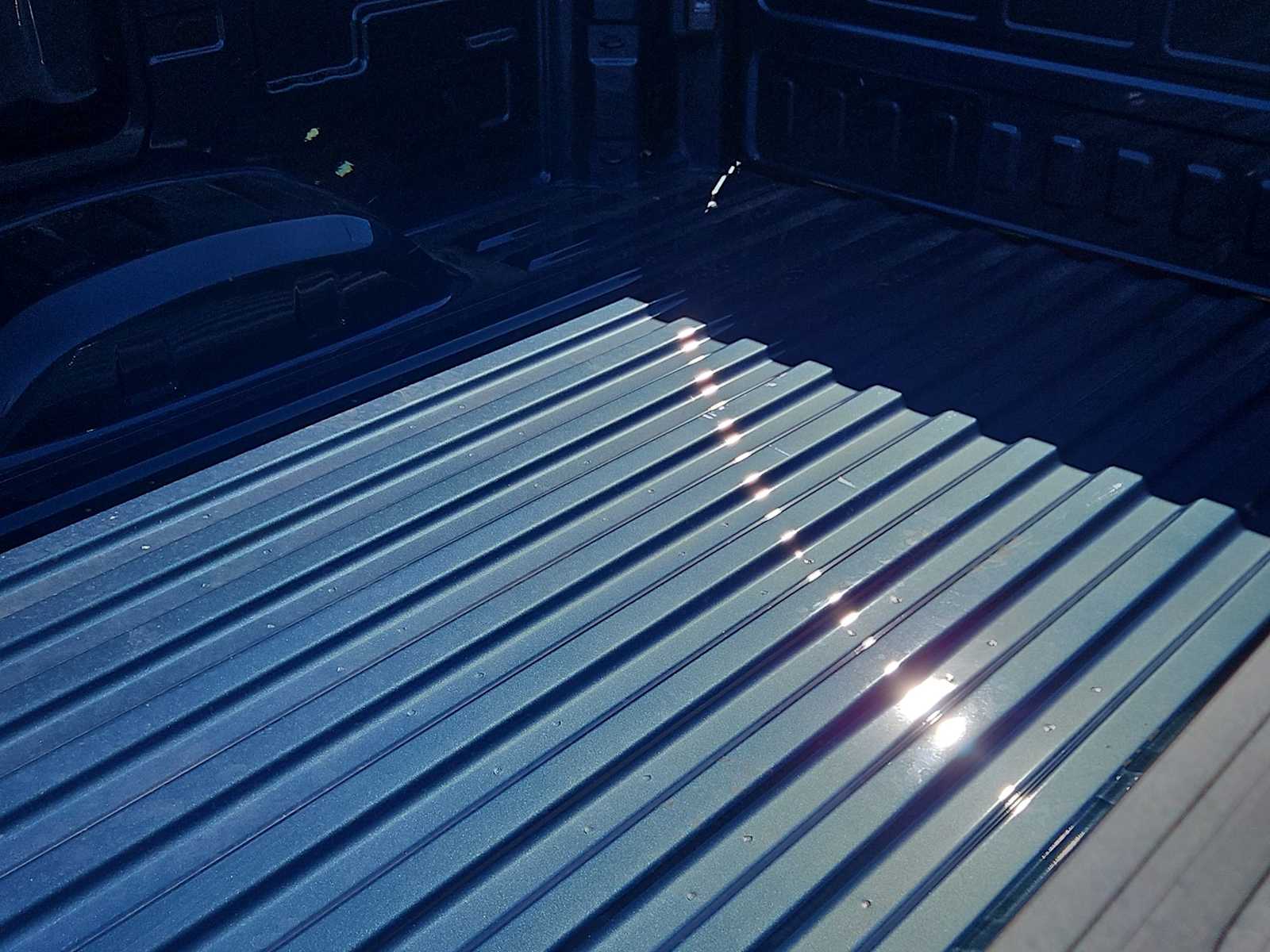 Thumbnail: 2026 Chevrolet Silverado 3500 - 23