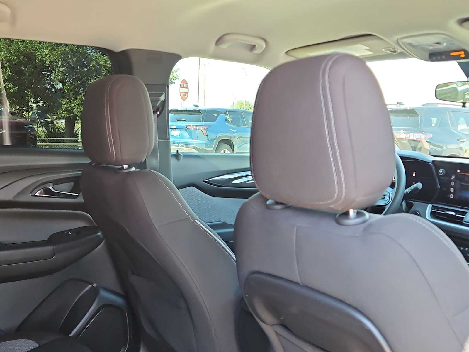 Thumbnail: 2025 Chevrolet TrailBlazer - 17