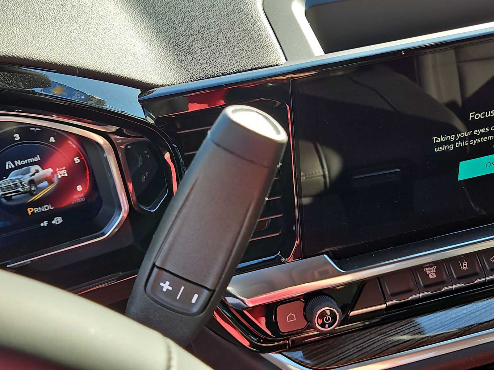 Thumbnail: 2026 Chevrolet Silverado 3500 - 21