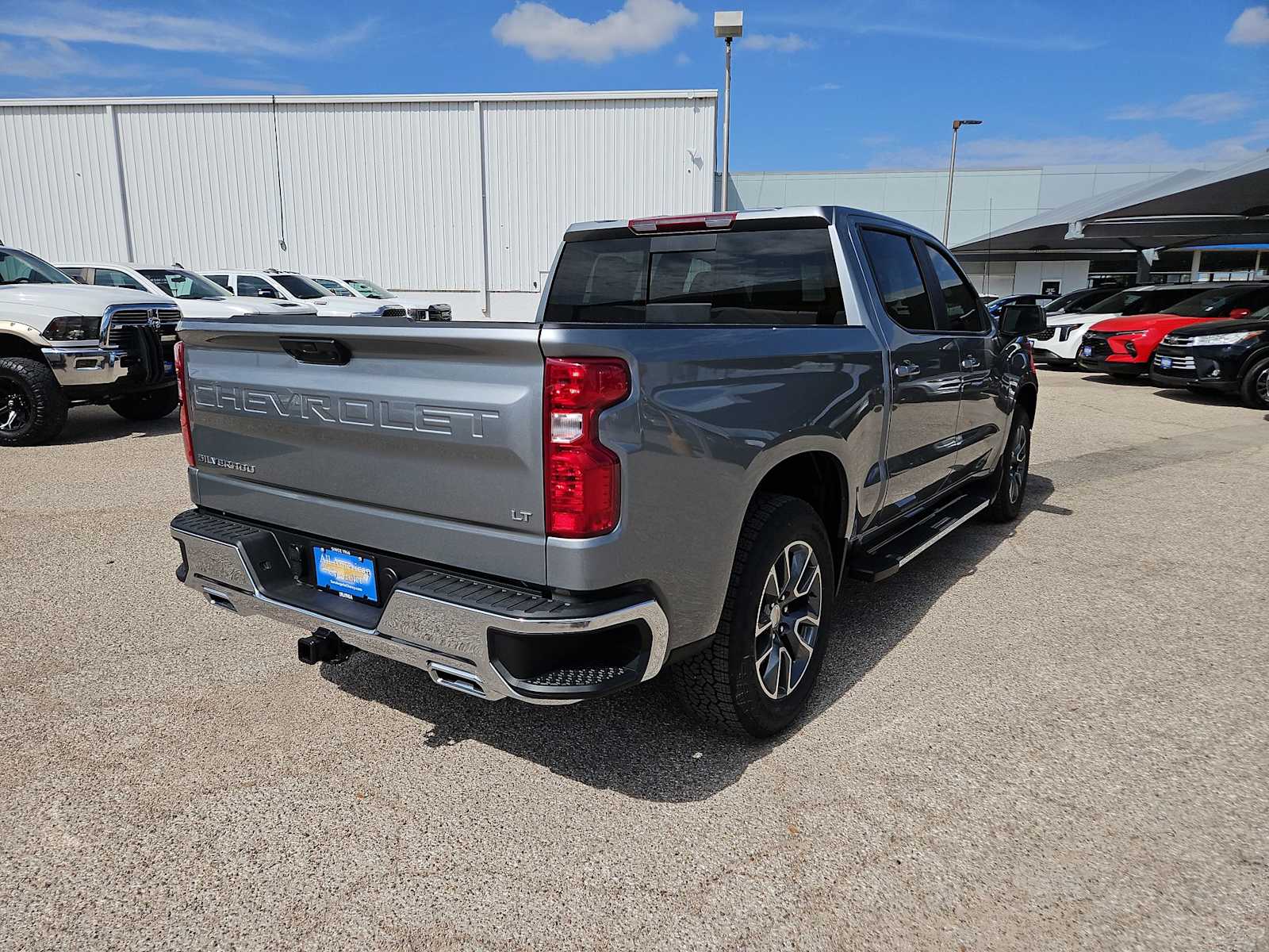 Thumbnail: 2026 Chevrolet Silverado 1500 - 8