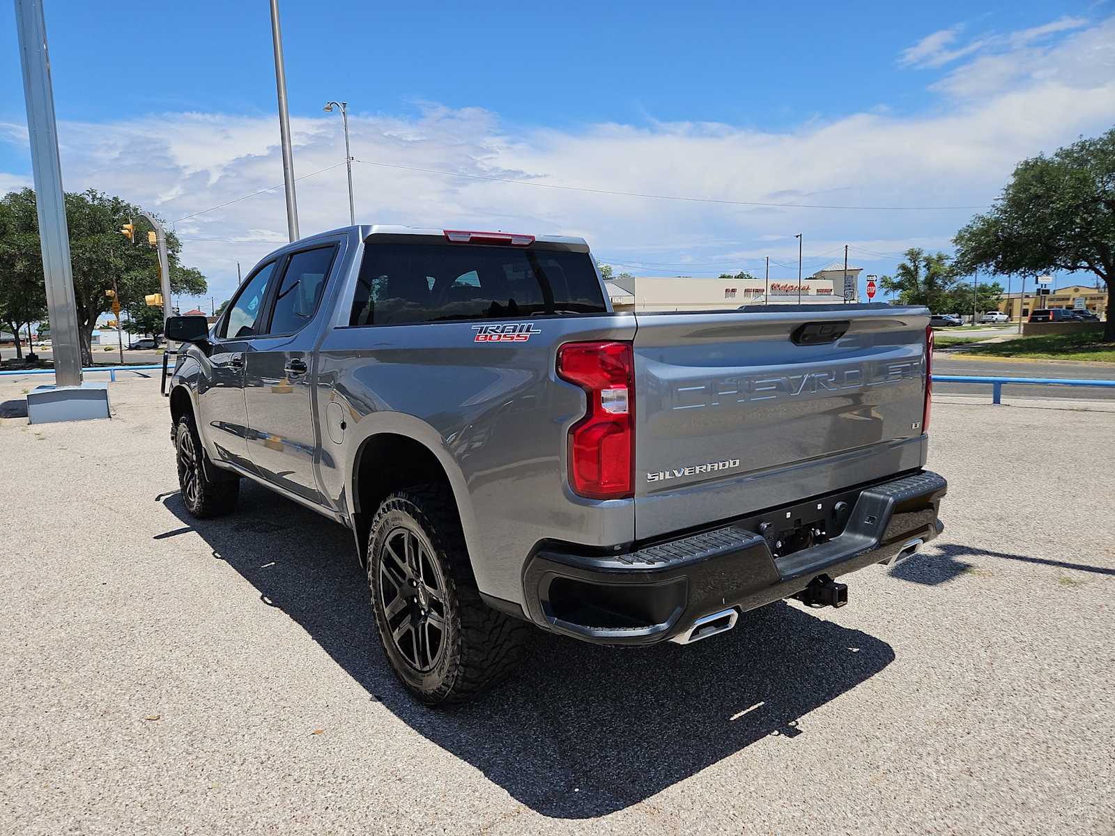 Thumbnail: 2025 Chevrolet Silverado 1500 - 5