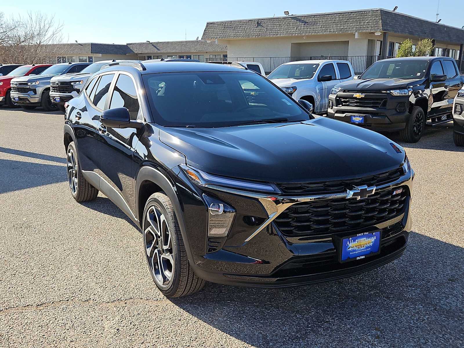 Thumbnail: 2026 Chevrolet Trax - 2