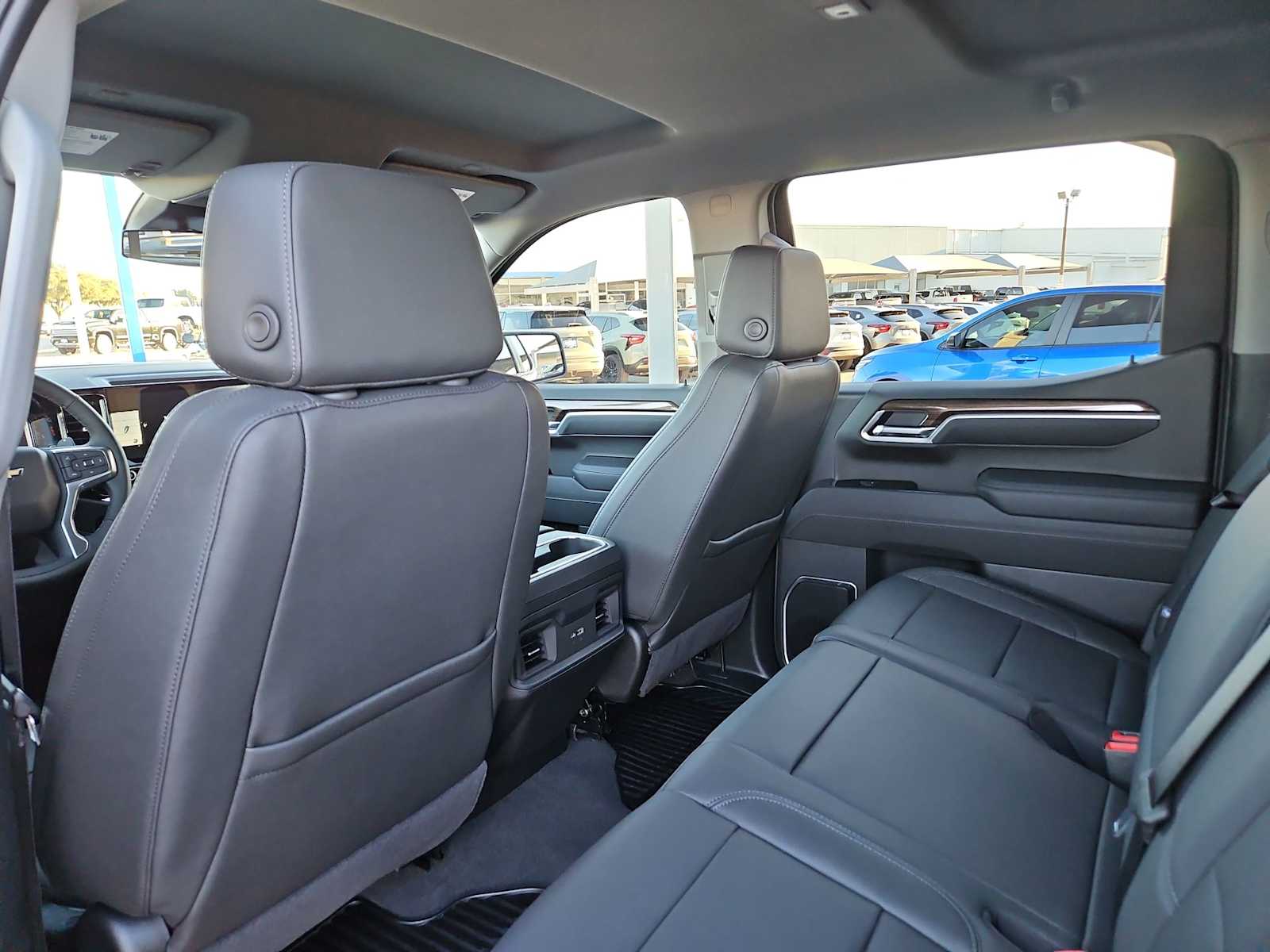 Thumbnail: 2025 Chevrolet Silverado 1500 - 18