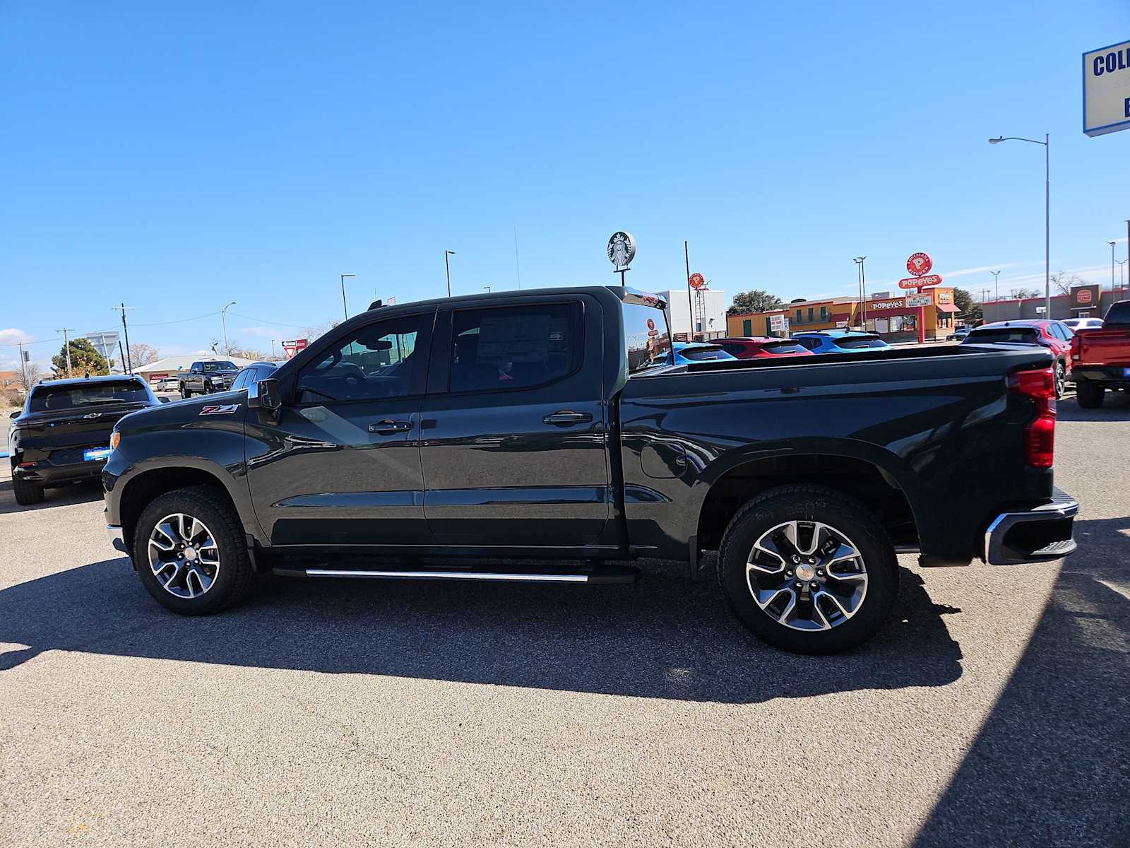 Thumbnail: 2026 Chevrolet Silverado 1500 - 5