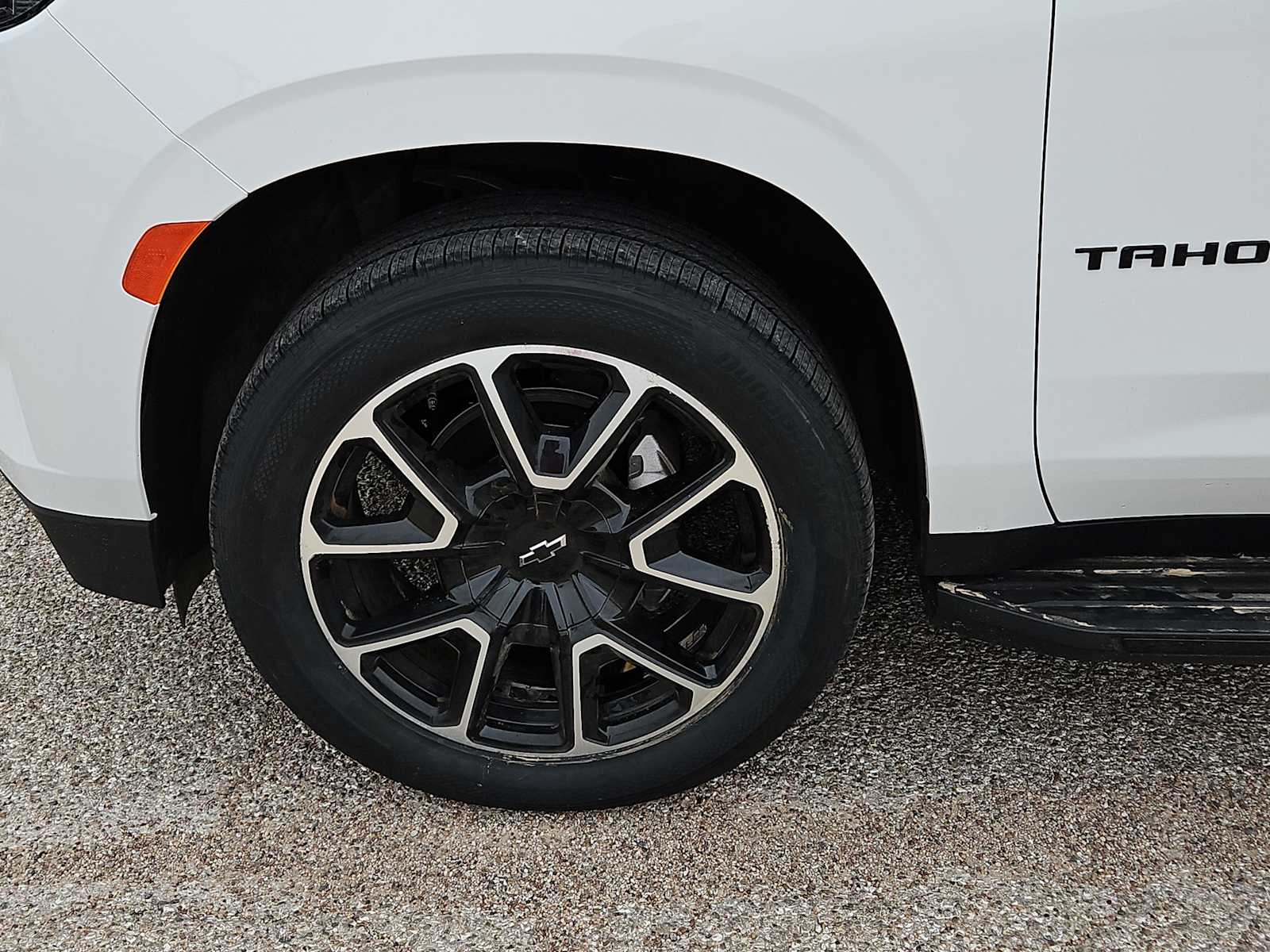 Thumbnail: 2023 Chevrolet Tahoe - 16