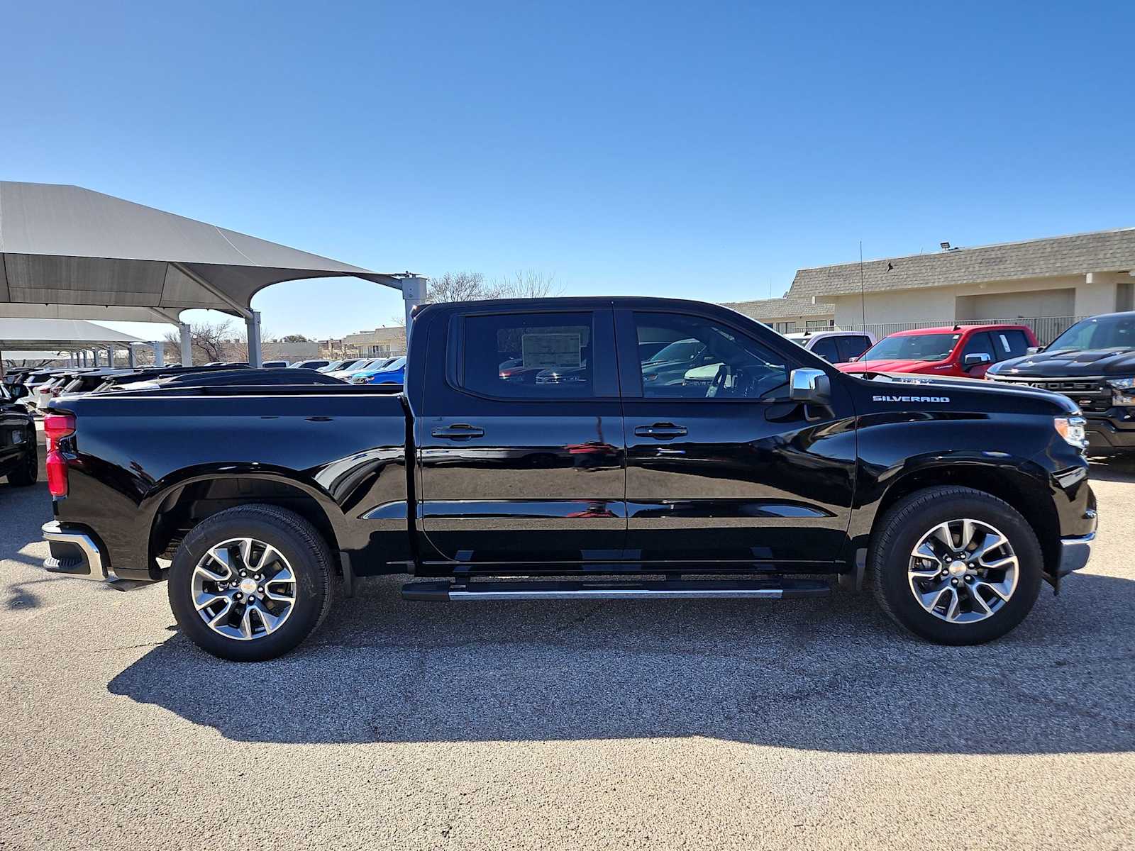 Thumbnail: 2026 Chevrolet Silverado 1500 - 9