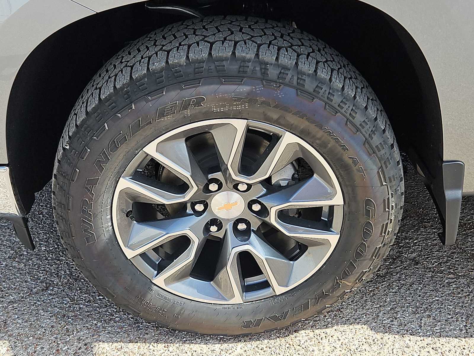 Thumbnail: 2026 Chevrolet Silverado 1500 - 12