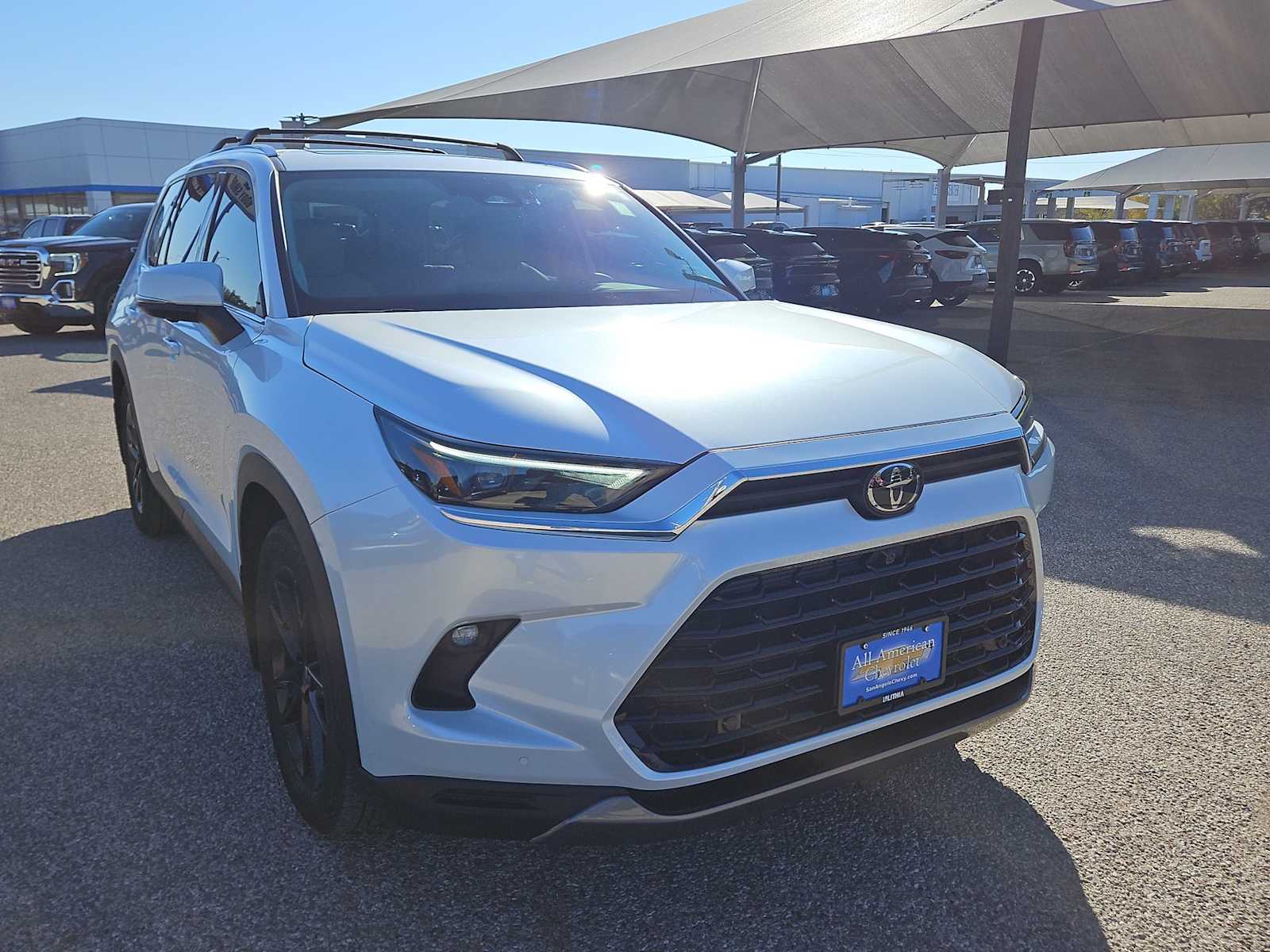 Thumbnail: 2024 Toyota Grand Highlander - 2