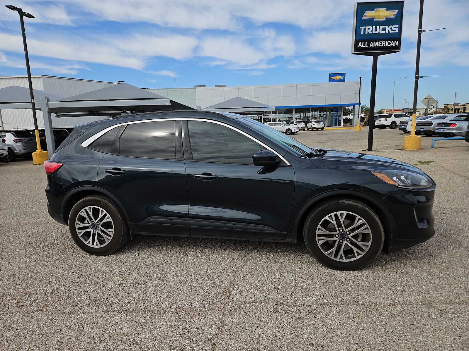 Thumbnail: 2022 Ford Escape - 9