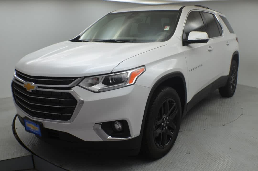 Thumbnail: 2020 Chevrolet Traverse - 4