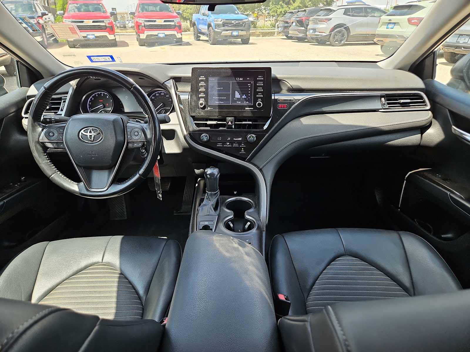 Thumbnail: 2021 Toyota Camry - 11