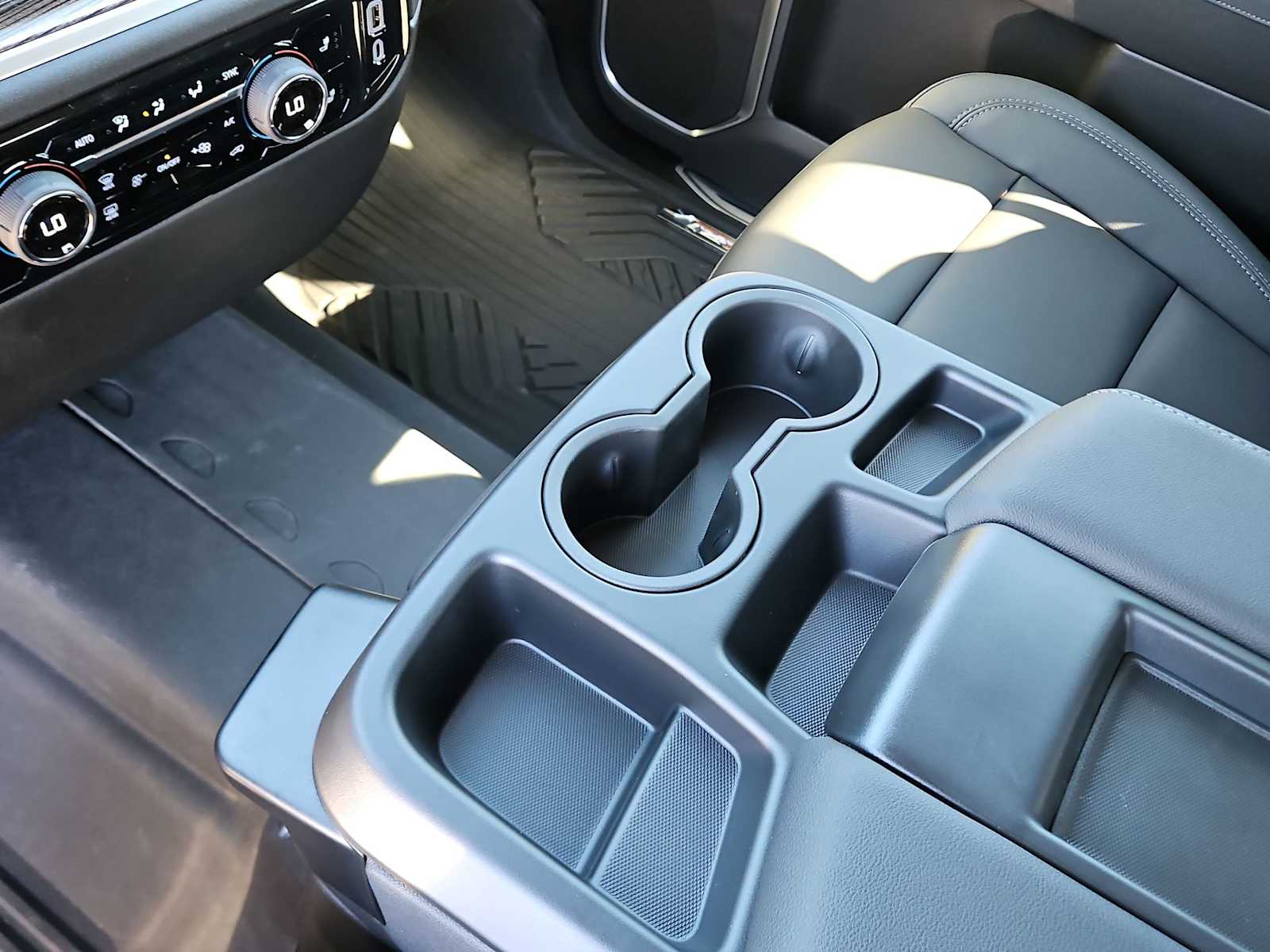 Thumbnail: 2026 Chevrolet Silverado 2500 - 20