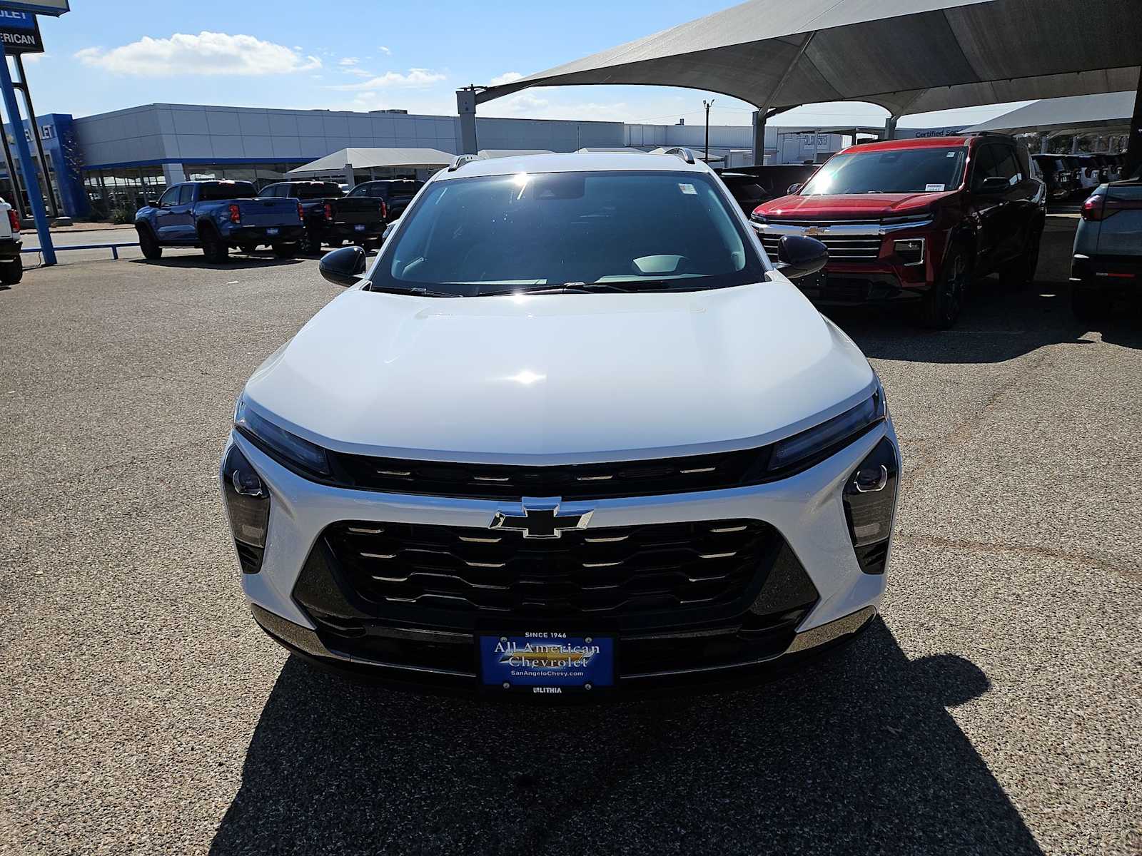 Thumbnail: 2026 Chevrolet Trax - 3