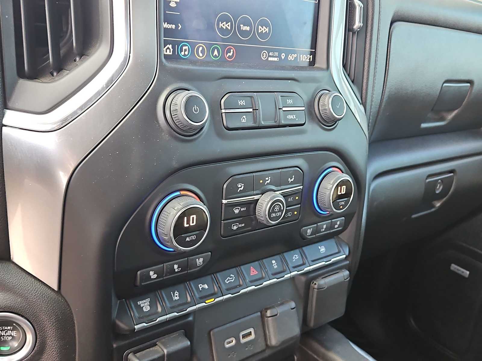 Thumbnail: 2022 Chevrolet Silverado 2500 - 23