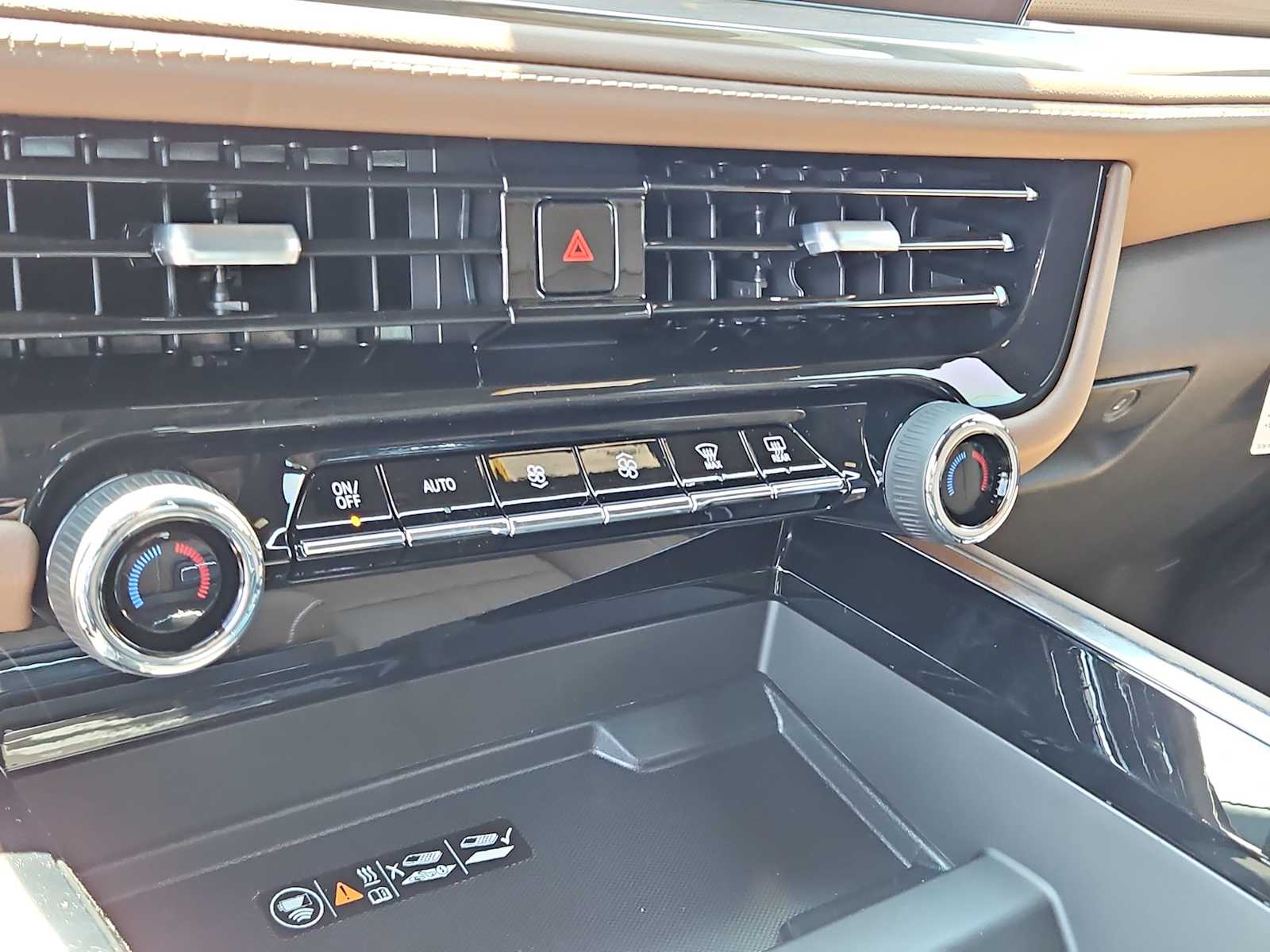 Thumbnail: 2025 Chevrolet Tahoe - 28