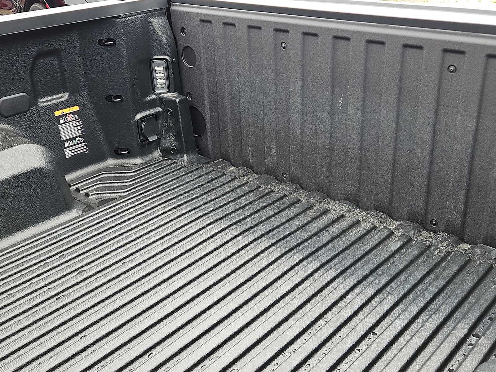 Thumbnail: 2026 Chevrolet Silverado 1500 - 23