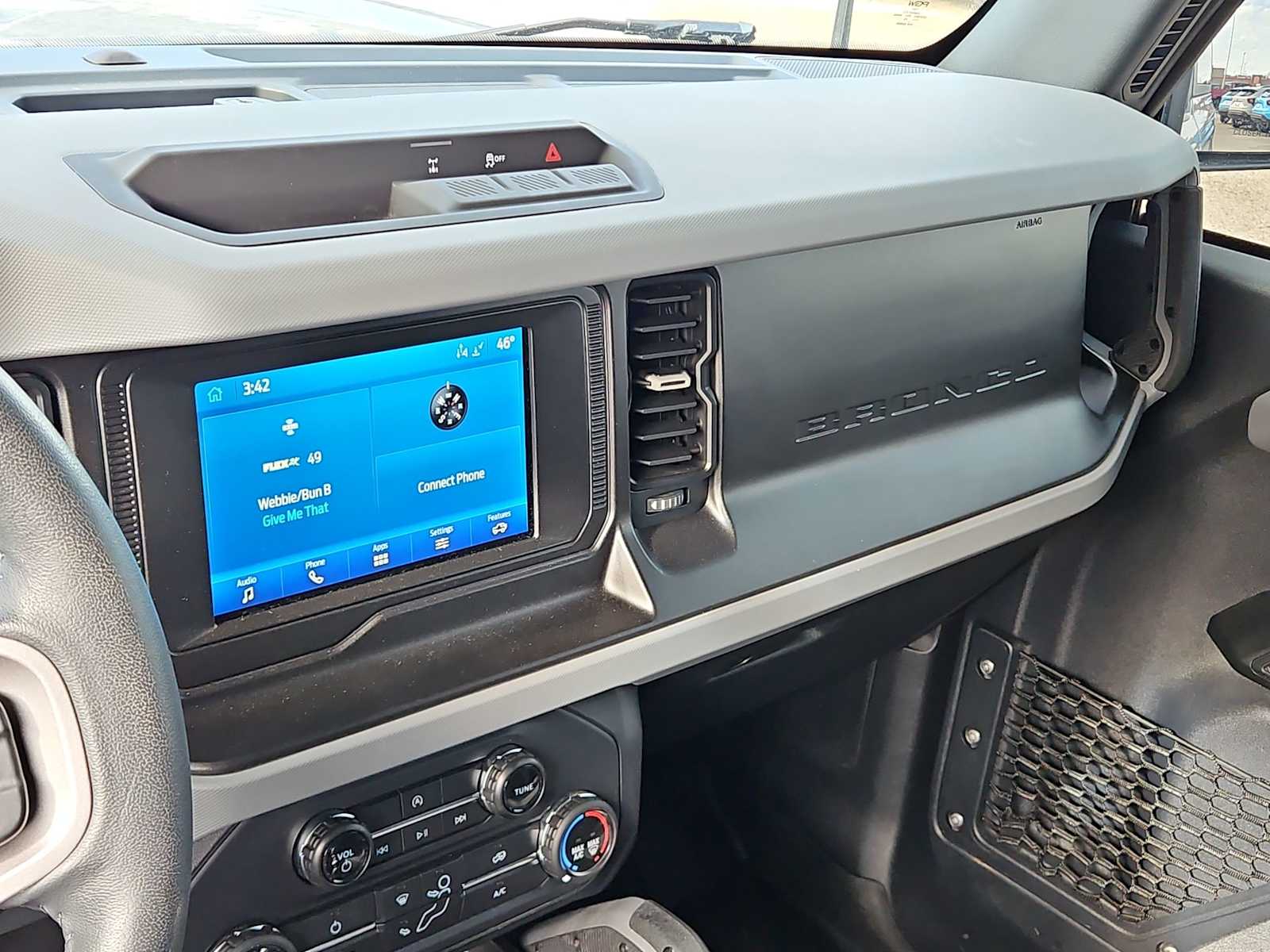 Thumbnail: 2022 Ford Bronco - 24