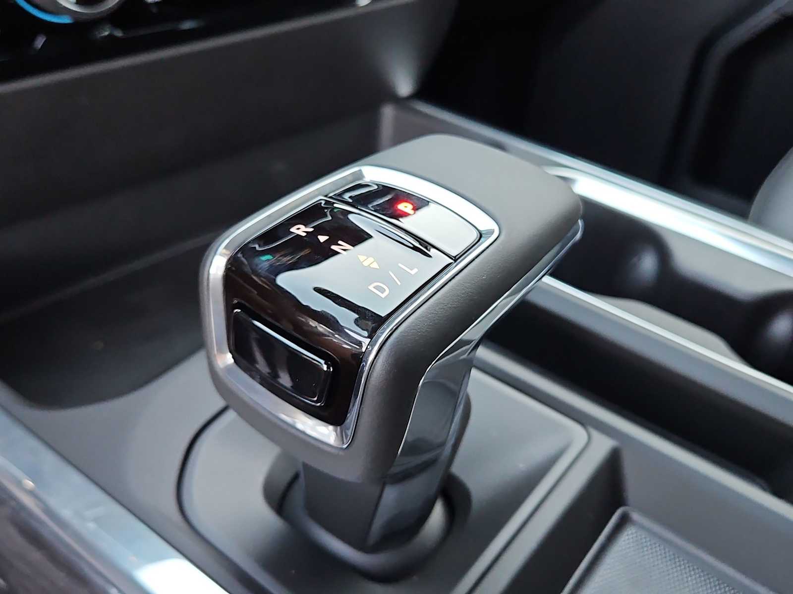 Thumbnail: 2026 Chevrolet Silverado 1500 - 21