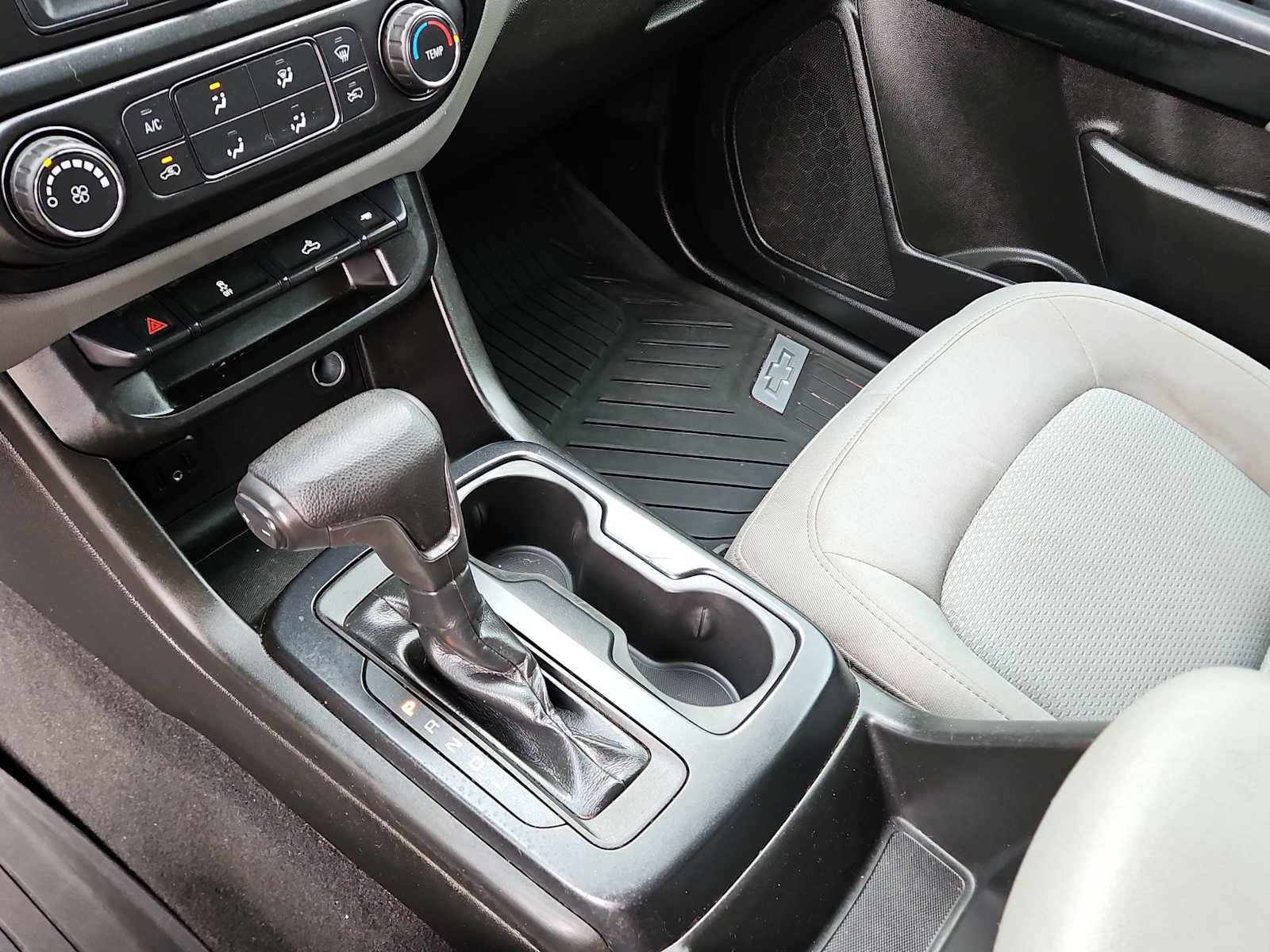 Thumbnail: 2021 Chevrolet Colorado - 20