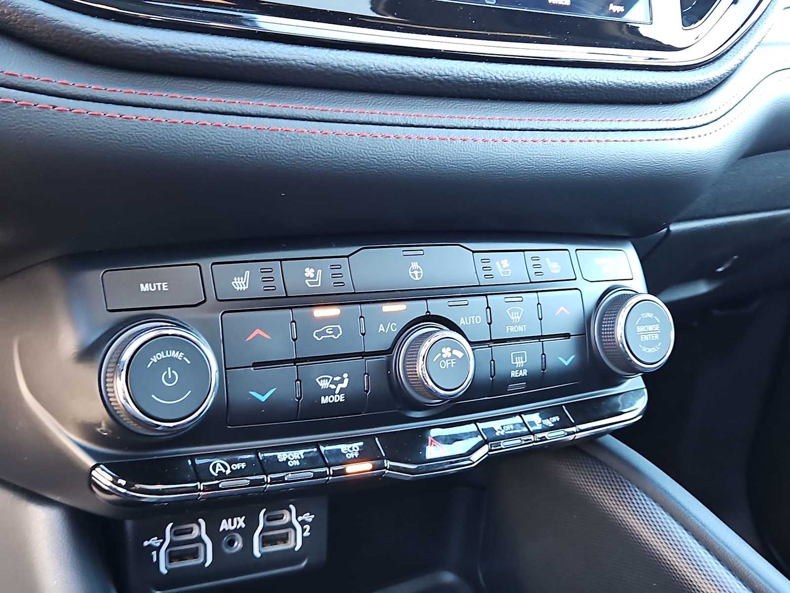 Thumbnail: 2024 Dodge Durango - 24