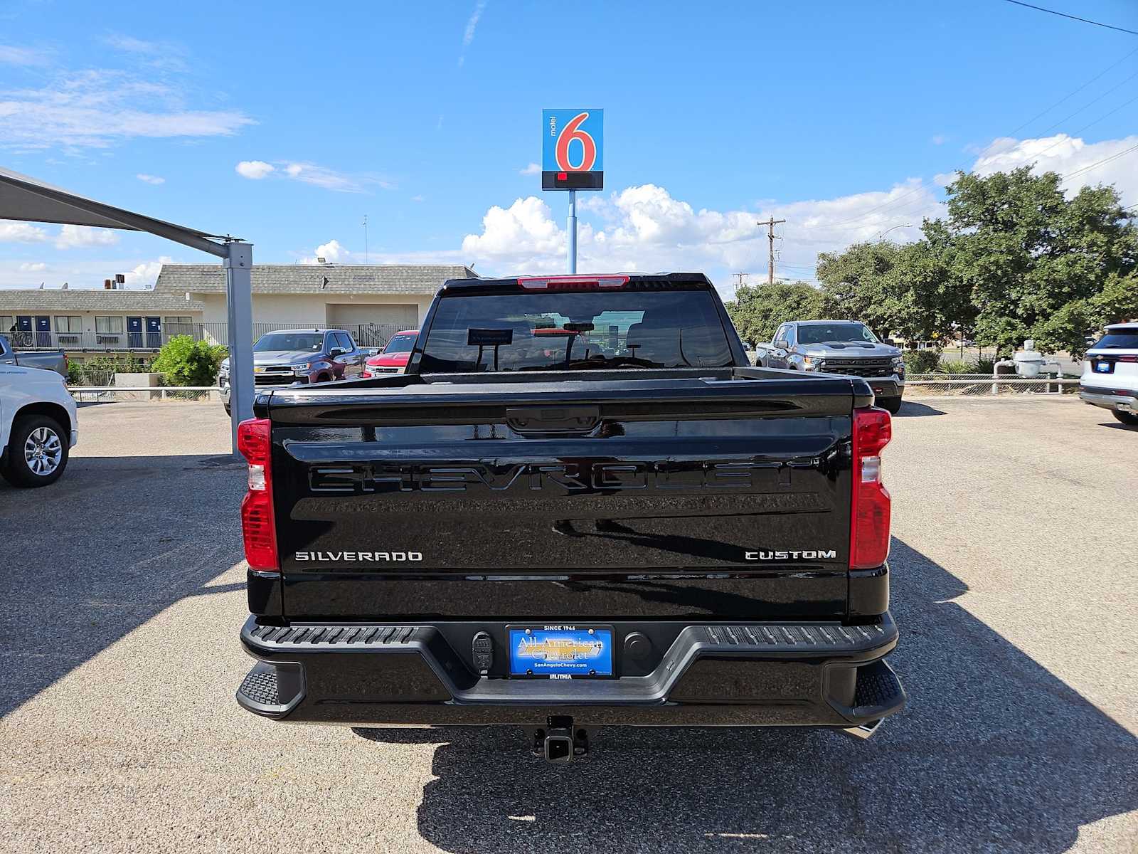 Thumbnail: 2026 Chevrolet Silverado 1500 - 7