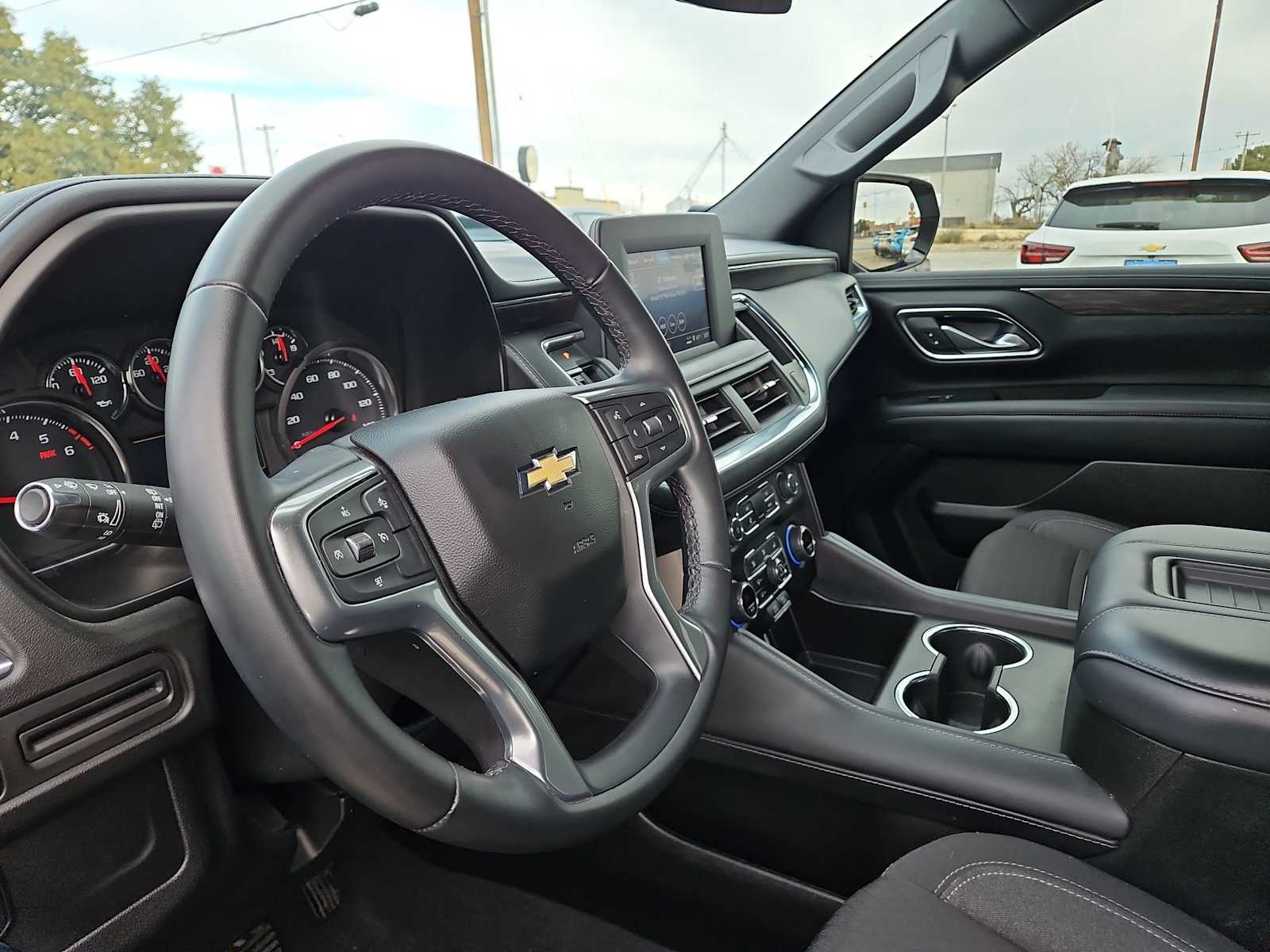 Thumbnail: 2024 Chevrolet Suburban - 10