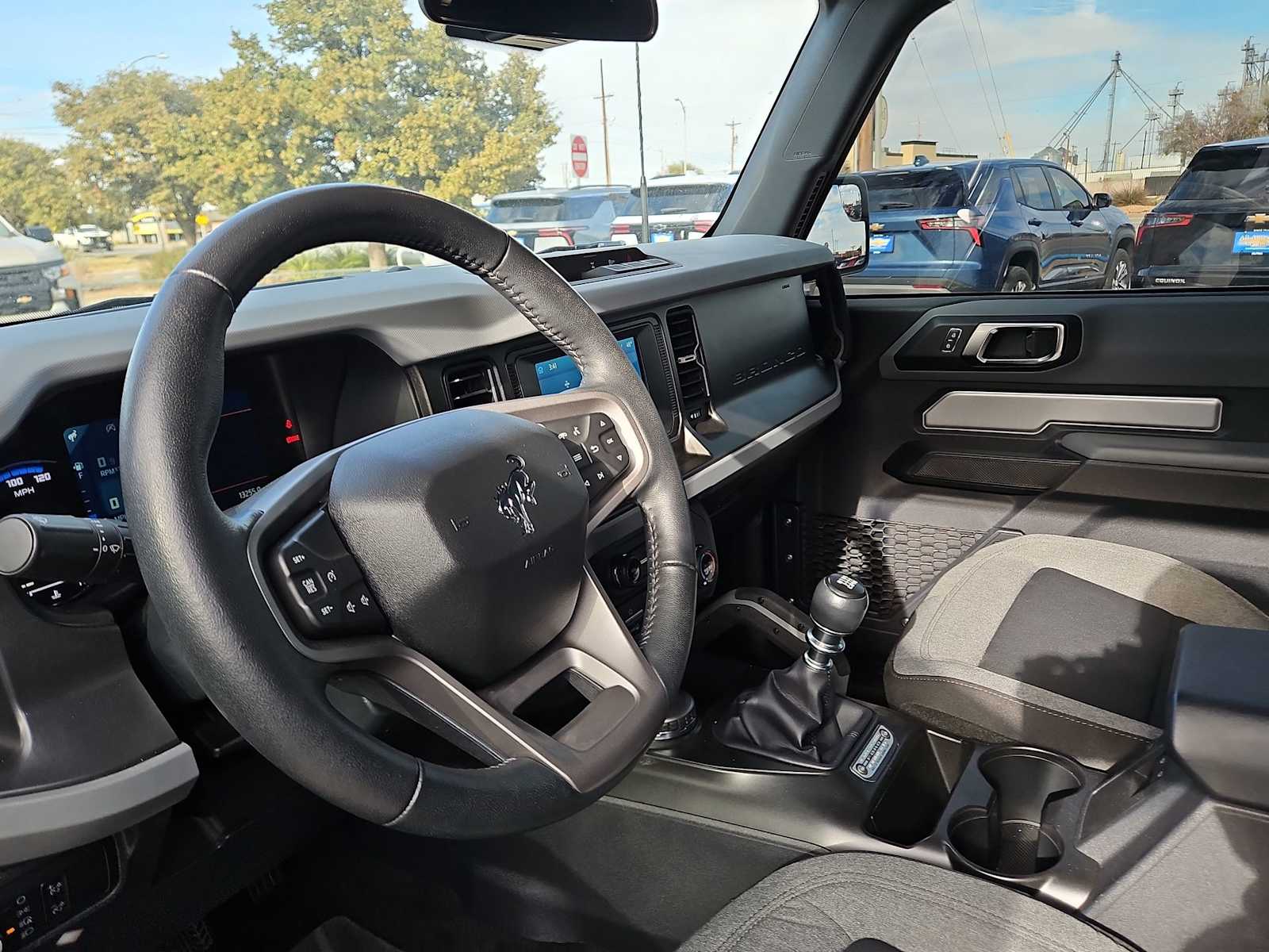 Thumbnail: 2022 Ford Bronco - 10