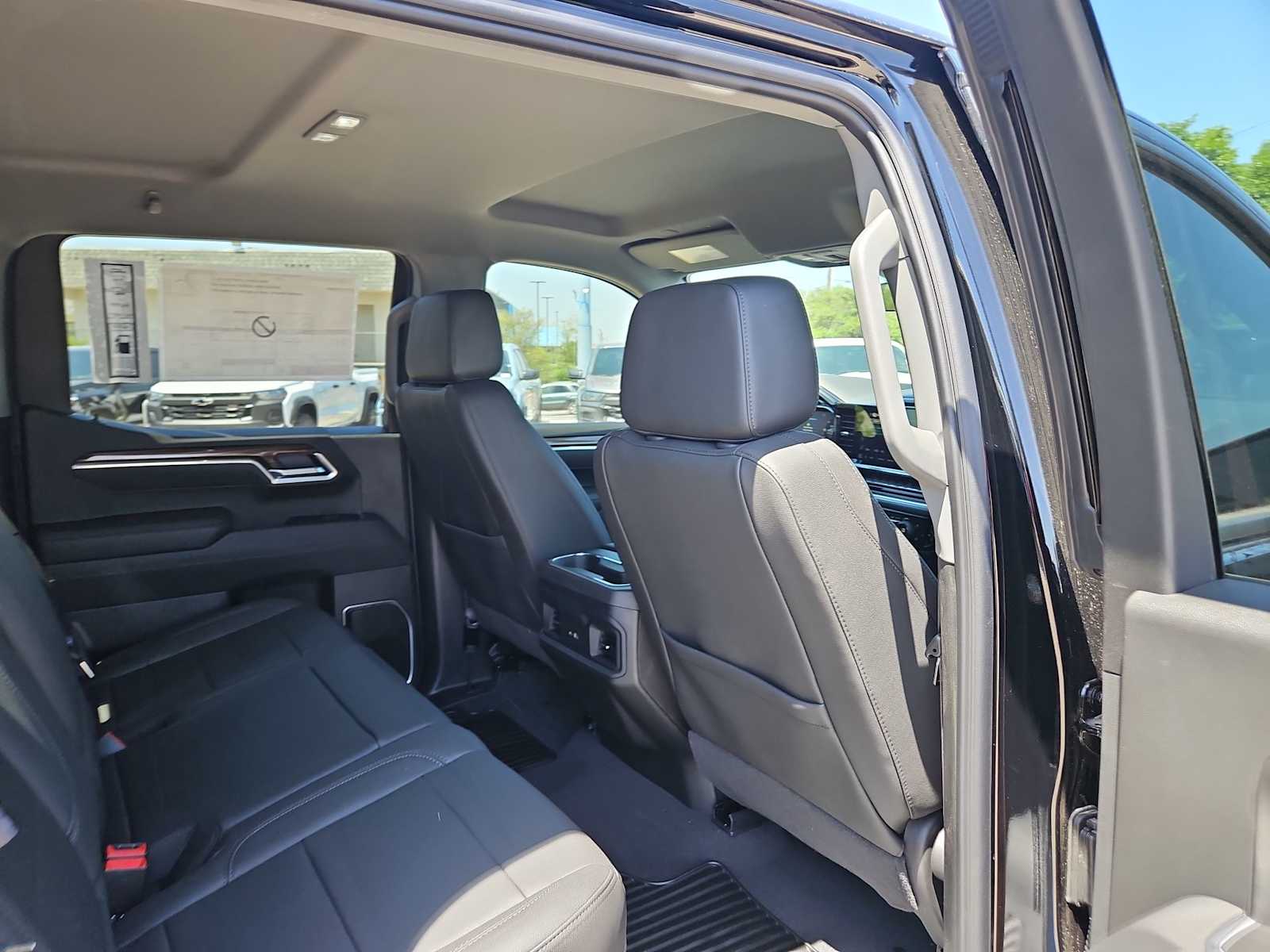 Thumbnail: 2025 Chevrolet Silverado 1500 - 20