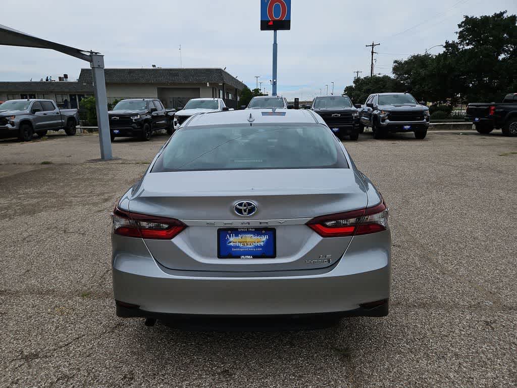 Thumbnail: 2022 Toyota Camry - 6